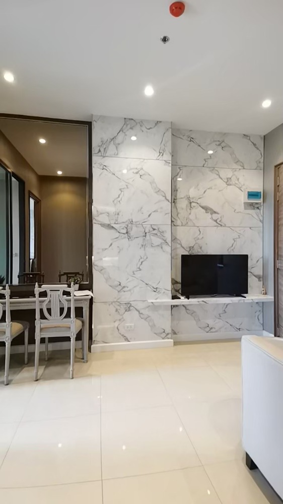 ให้เช่า เมแฟร์ เพลส สุขุมวิท 50 (AS-02) Condo for rent : Mayfair Place Sukhumvit 50(AS-02) 800 meter from BTS Onnut Station (Have free Shuttle Bus to drop to BTS) Line id : @condo66