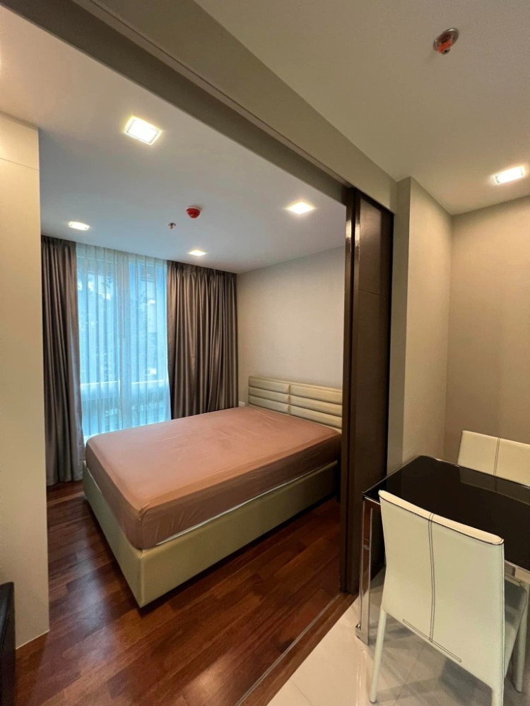 FOR RENT  :  The Metropolis Samrong  (RB-02) ให้เช่าคอนโด  : เดอะ เมโทรโพลิส สำโรง (RB-02) (Close to BTS  Samrong )