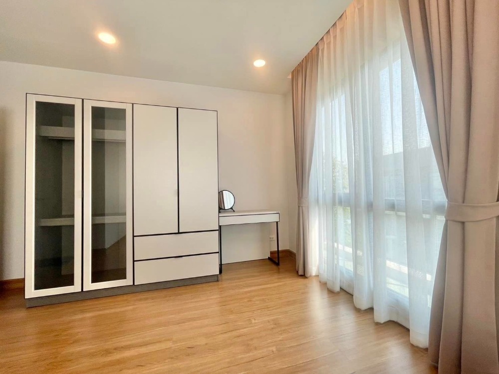 4 bedroom 4 bathroom for rent : Centro Bangna ให้เช่าบ้านเดี่ยว เซนโทร บางนา (AS-02) Line id : @condo66