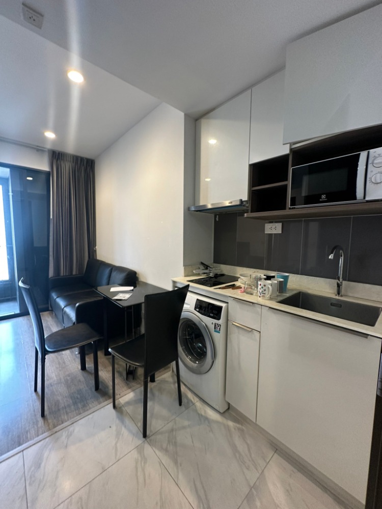 FOR RENT : Ideo Mobi Asoke ไอดีโอ โมบิ อโศก (Close to MRT Phetchaburi )AS-02  Line : @condo66