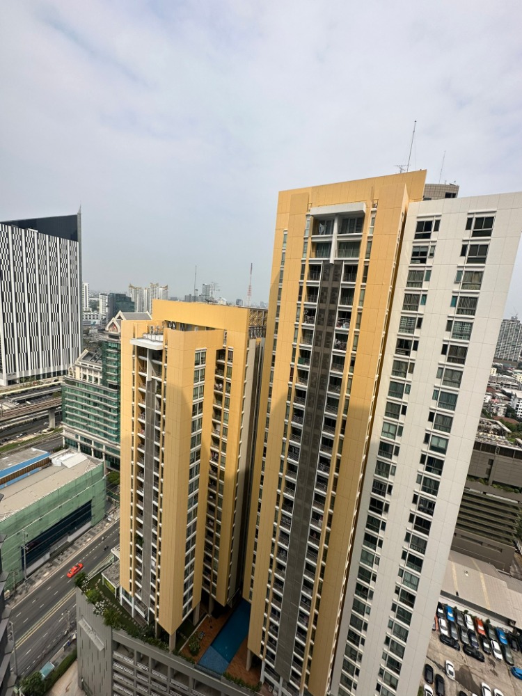 FOR RENT : Ideo Mobi Asoke ไอดีโอ โมบิ อโศก (Close to MRT Phetchaburi )AS-02  Line : @condo66