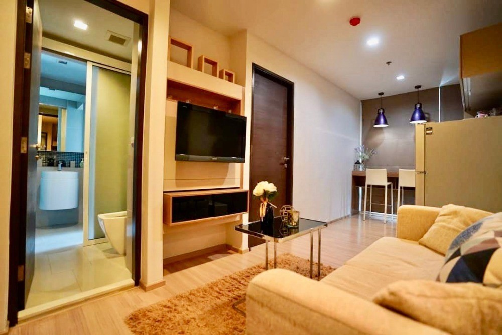 📍 Condo for Rent : Rhythm Sathorn : ริทึ่ม สาทร ((BTS Saphan Taksin)) LINE: @Condo52  (WL-02)