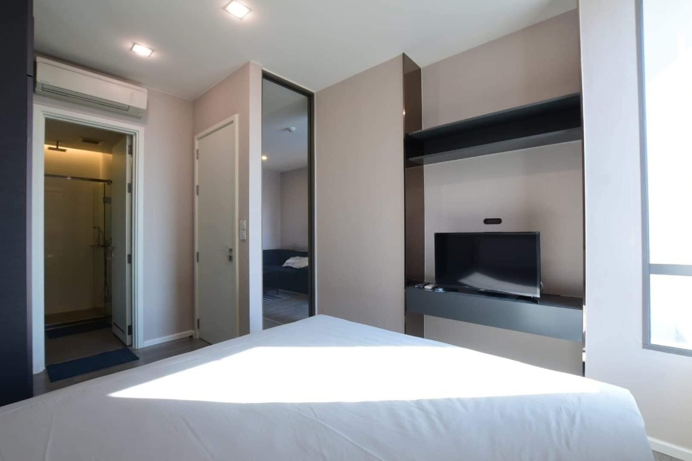 เช่าคอนโด เดอะรูม สุขุมวิท 69  :  The​ Room Sukhumvit 69 (ST-02)  Line : @condo78