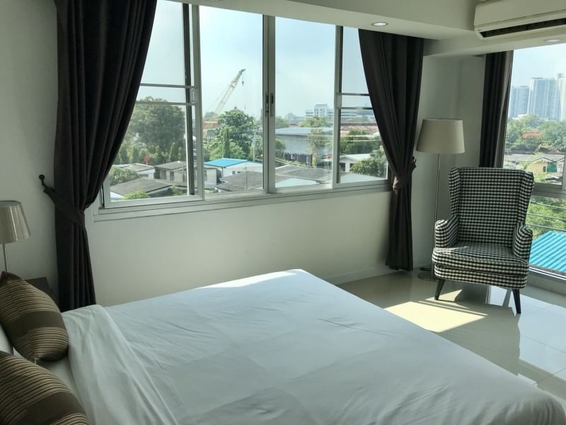 FOR RENT  : Waterford sukhumvit50 วอเตอร์ฟอร์ด สุขุมวิท50 (Available on 2/7/24) ***NON PET***(BTS Onnut)AS-02 Line id : @condo66