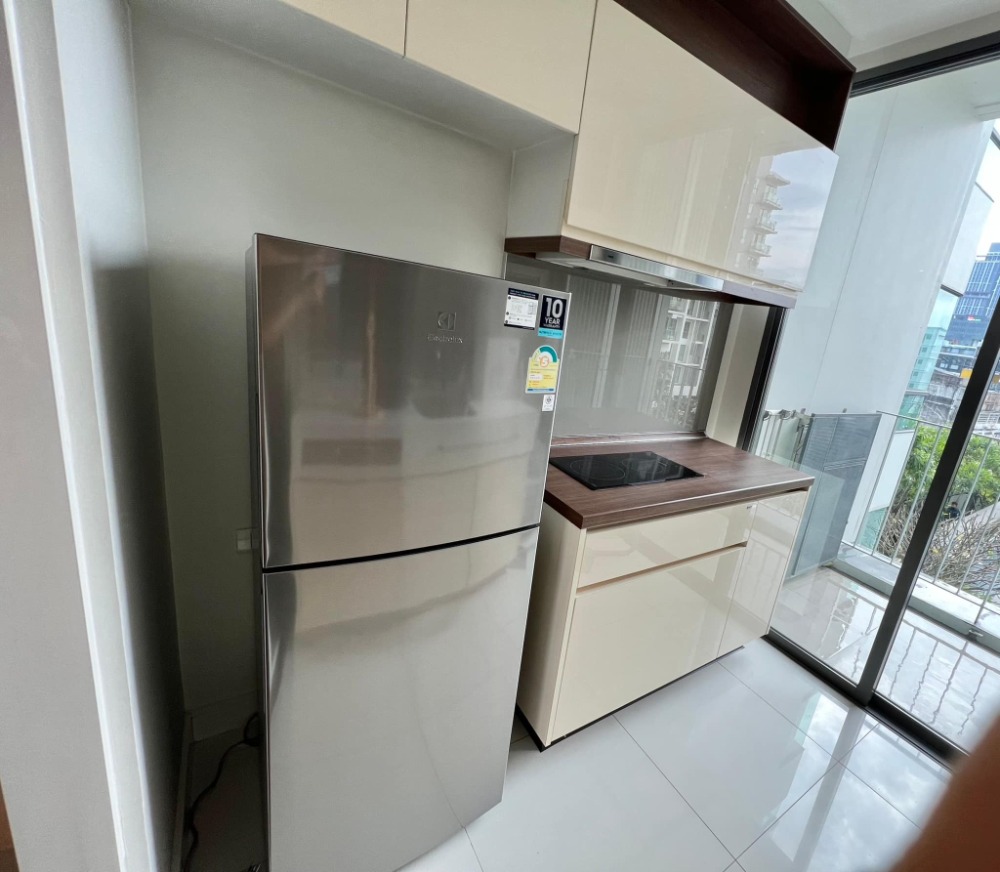 FOR RENT    :   The​ Room Sukhumvit 62 เดอะรูม สุขุมวิท 62 ((BTS Punnawithi))AS-02 Line : @condo66