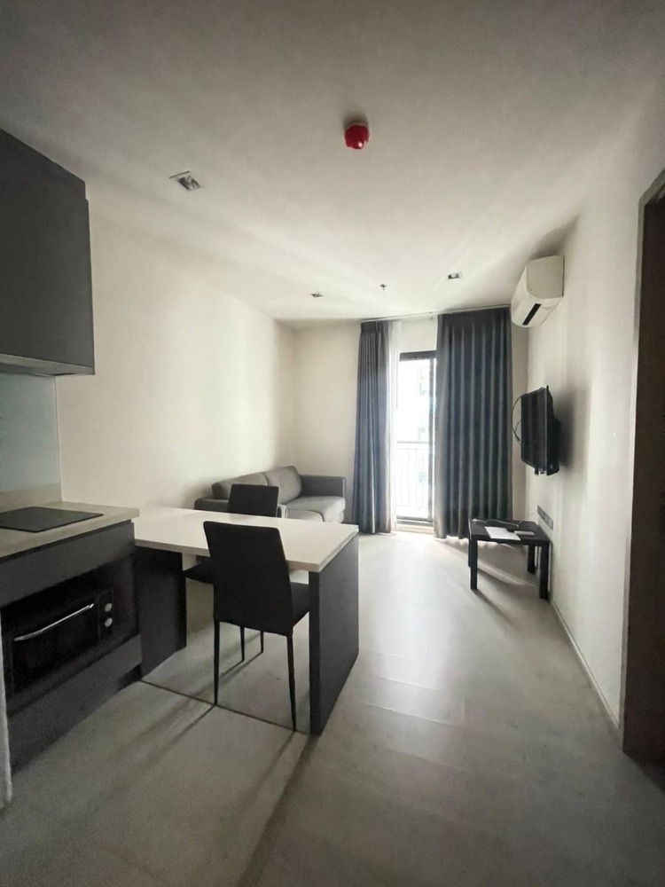 FOR RENT : Rhythm Sukhumvit 36-38  ริทึ่ม สุขุมวิท 36-38 (( BTS Thonglor))AS-02 Line : @condo66