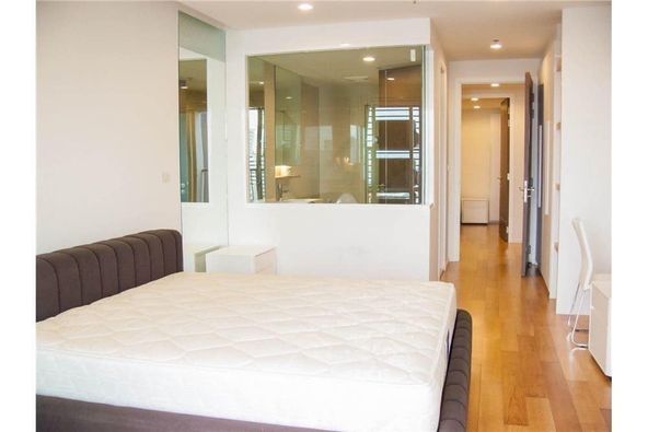 ✨Condo for Rent : 15 Sukhumvit Residences (( BTS Nana ))  AP-02 (line : @condo91 )