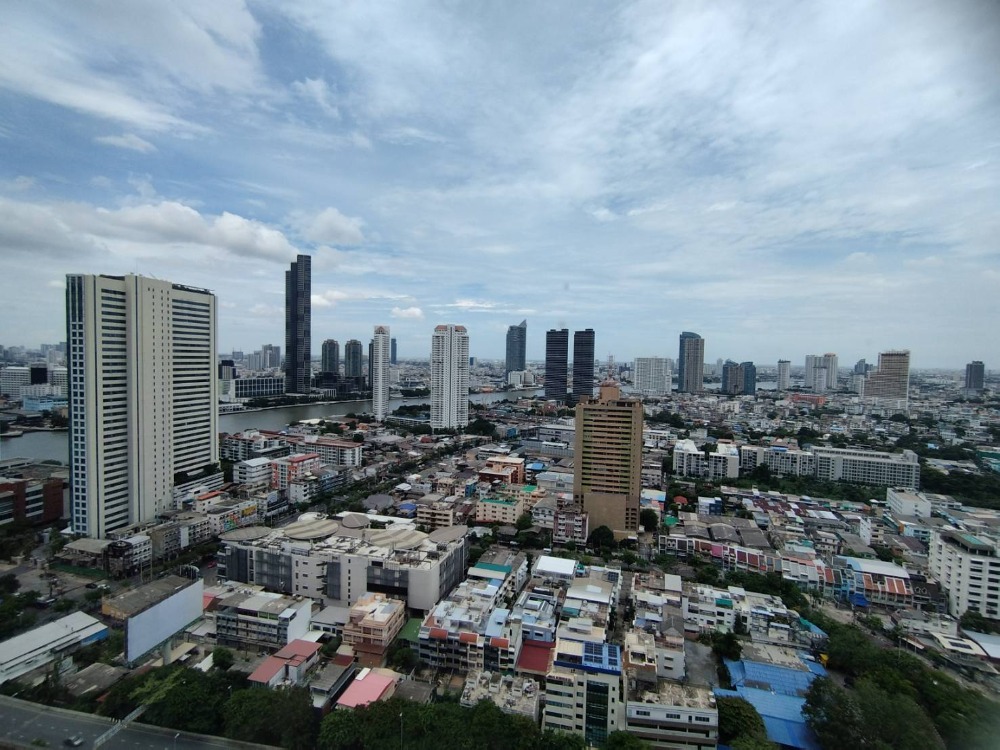 คอนโด ให้เช่า :    คอนโด URBANO ABSOLUTE Sathon-Taksin (เออบาโน่ แอปโซลูท สาทร-ตากสิน)  (( BTS Saphan Taksin สะพานตากสิน )) MK-02   line @livingbkk