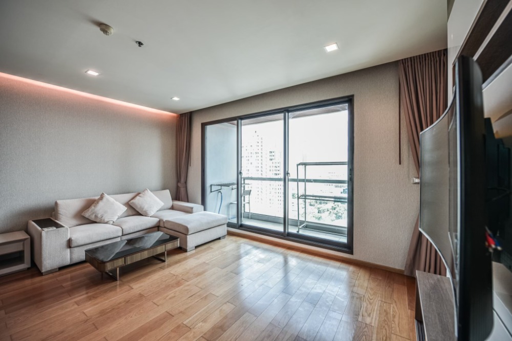 ✨Condo for Rent : The Address Sathorn (( BTS Saint Louis ))  AP-02 (line : @condo91 )