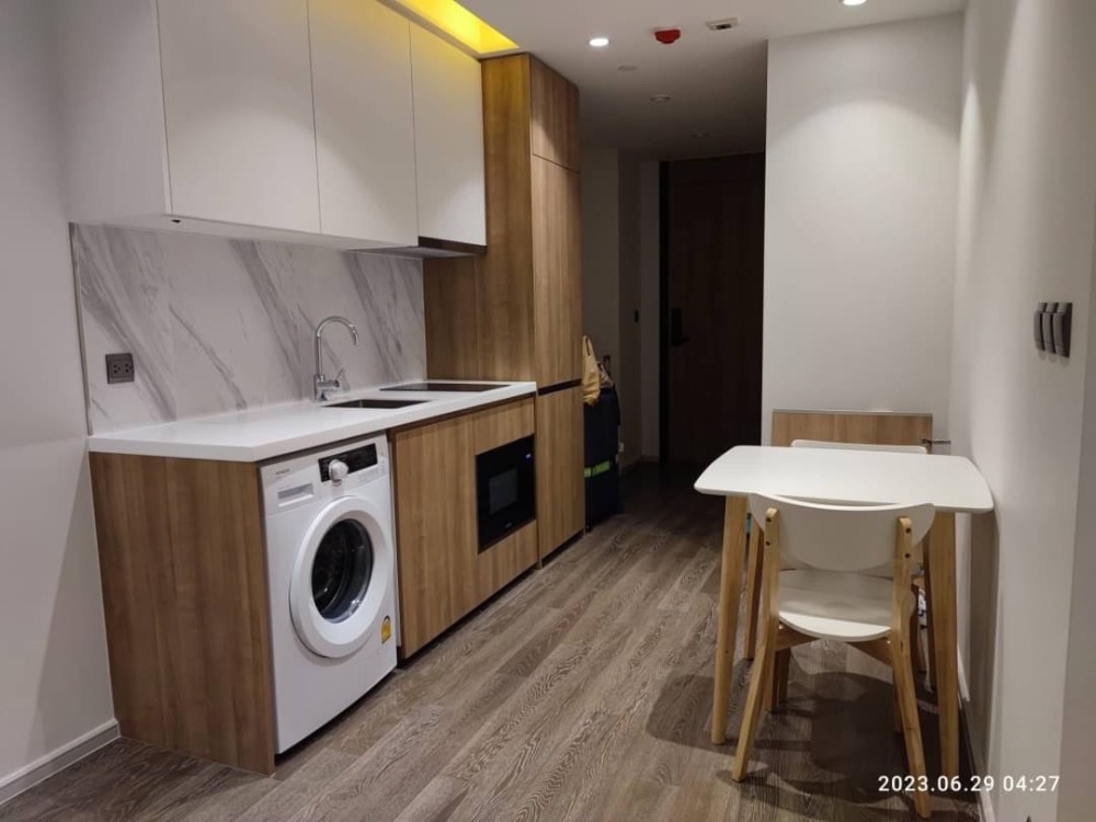 ⛵ Condo For Rent : Muniq Sukhumvit 23 : มิวนีค สุขุมวิท 23 ((BTS Asoke)) LINE: @Condo52  (WL-02)