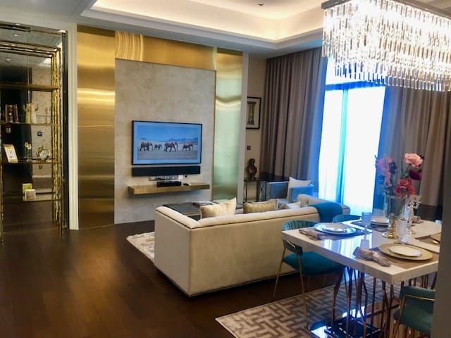 An ultra Luxury fully fitted condo for Sale at Diplomat 39 Phrom Pong  (Rt-01)