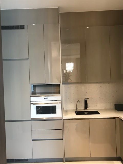 An ultra Luxury fully fitted condo for Rent at Diplomat 39 Phrom Pong  (Rt-01)  * Diplomat 39 Phrom Pong, Bangkok * High floor : 25th Floor,  * 3 Bedroom + 4 bath room, 152 sq. Mtr. * 2 Balconies with one Large Balcony,