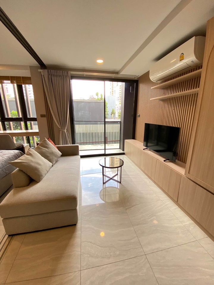 For Rent condo Walden Asoke  : วาลเด้น อโศก  (ST-02)