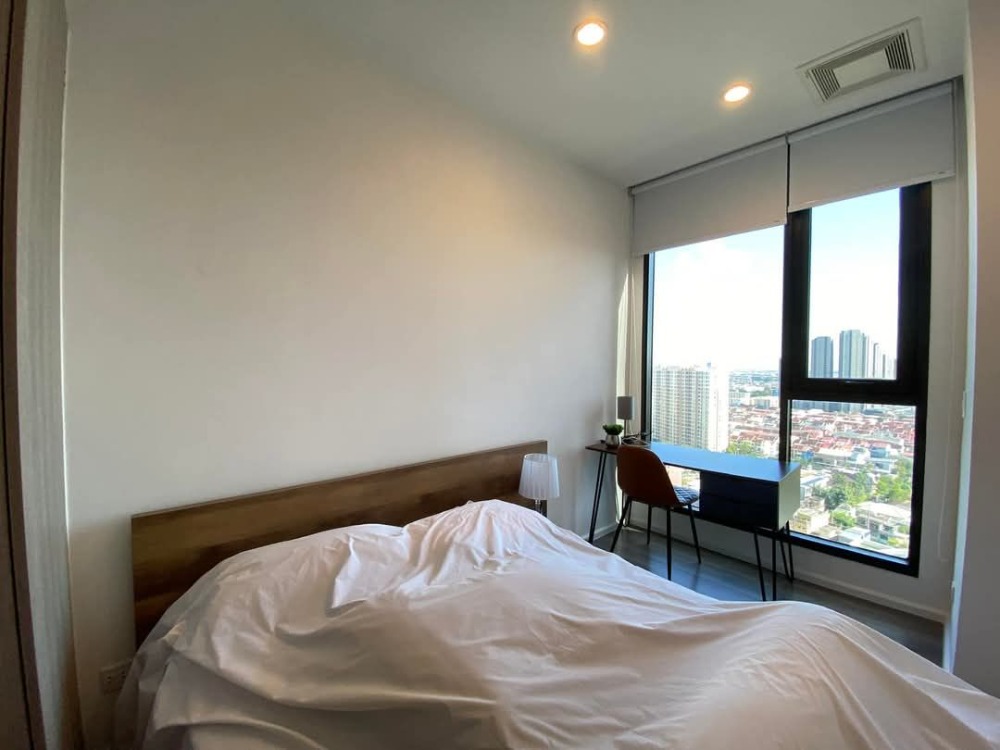 condo for rent : 2 bedrooms Whizdom essence Sukhumvit 101 (Rt-01)